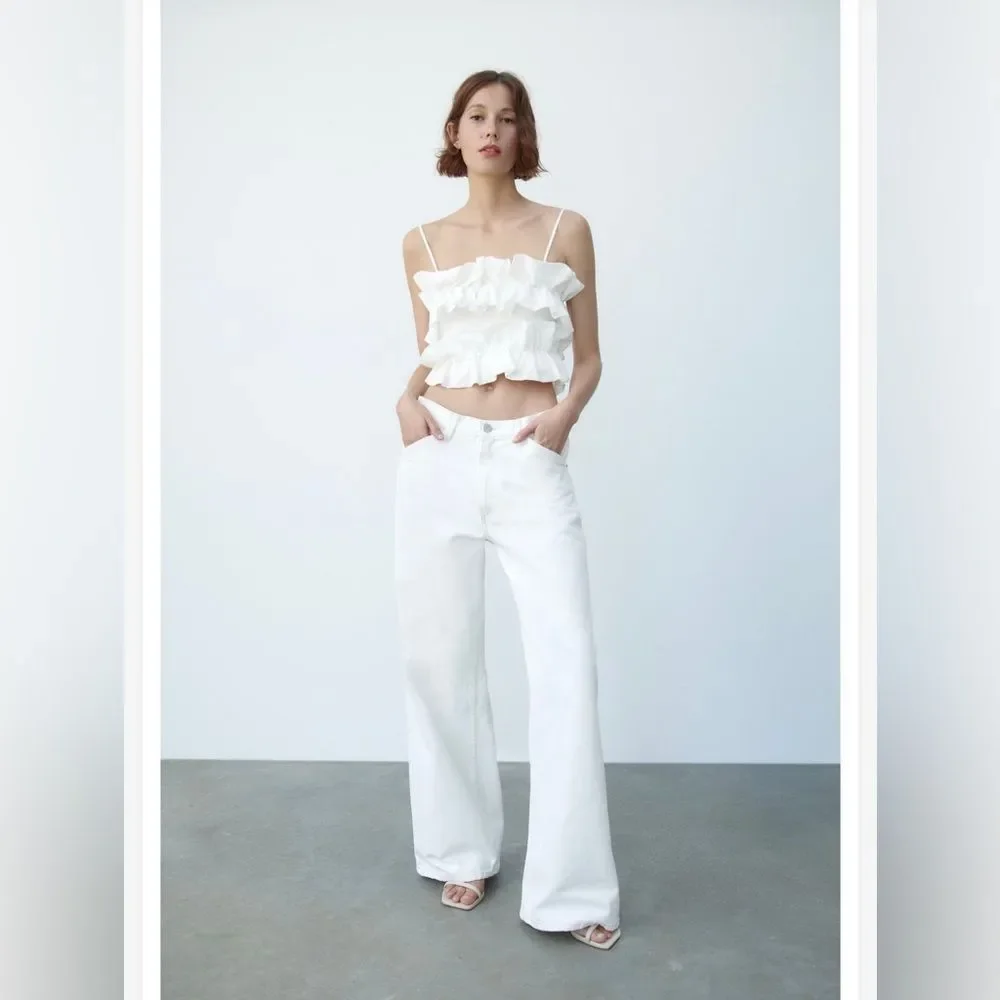 CONTRAST CROP TOP  - Picture 2 of 6